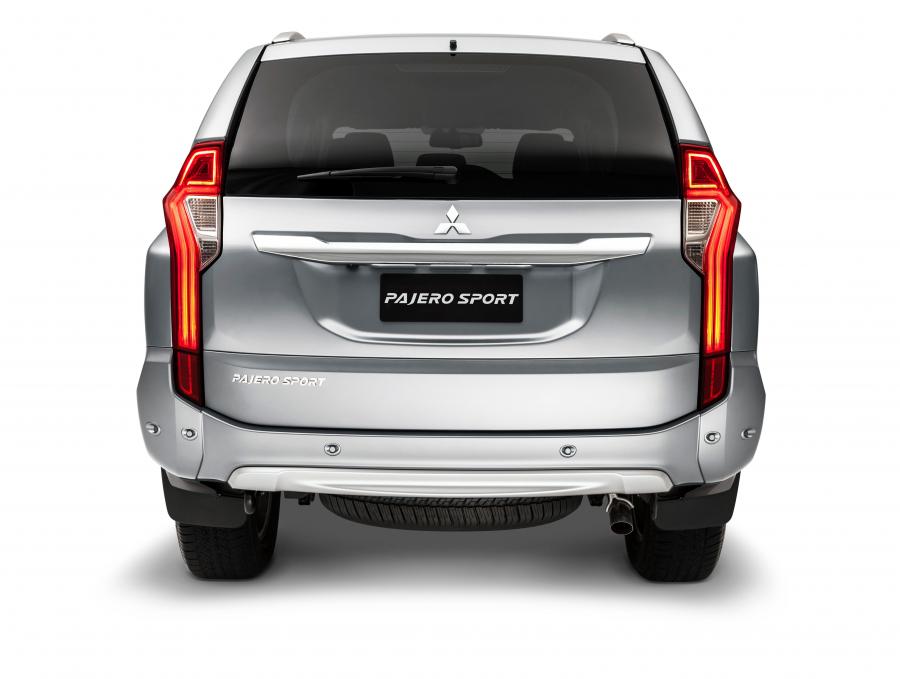  Mitsubishi Pajero Sport Exceed 2015 года  (AU) (фото 20 из 40)